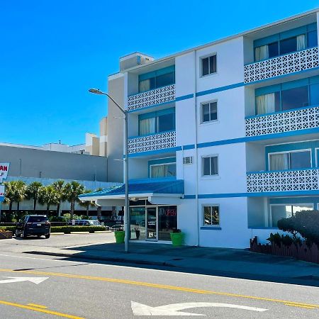 Polynesian Oceanfront Hotel Миртл-Бич Экстерьер фото